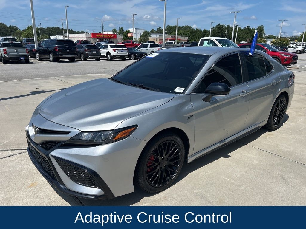 2022 Toyota Camry SE