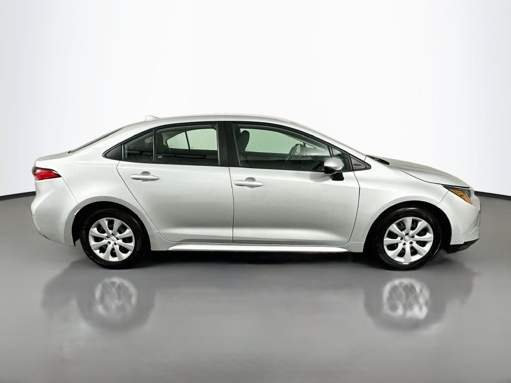Thumbnail: 2024 Toyota Corolla - 4