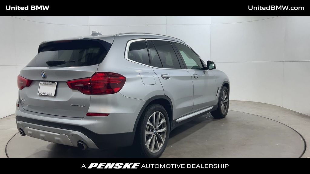 Thumbnail: 2019 BMW X3 - 8
