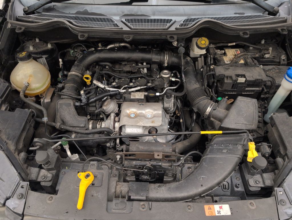 Certified Used 2018 Black Ford SE image 31