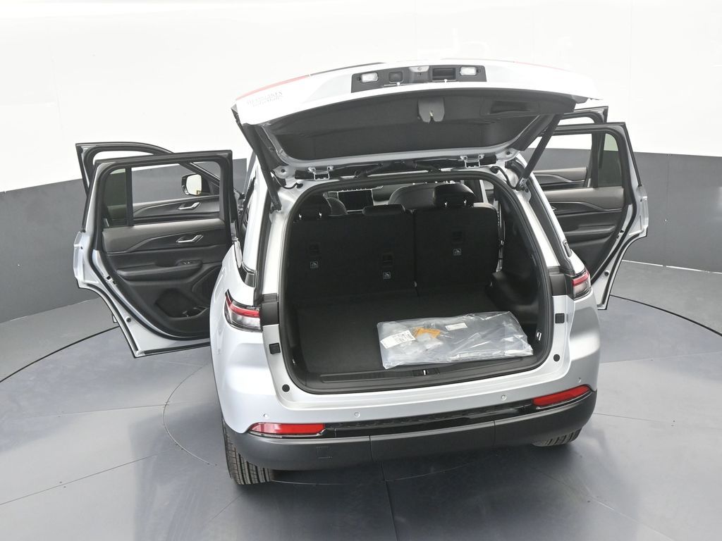 New 2025 Silver Zynith Jeep Altitude X image 61