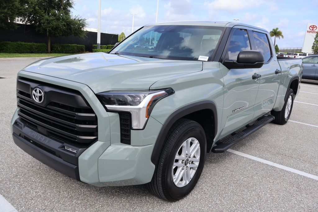 Thumbnail: 2024 Toyota Tundra - 2