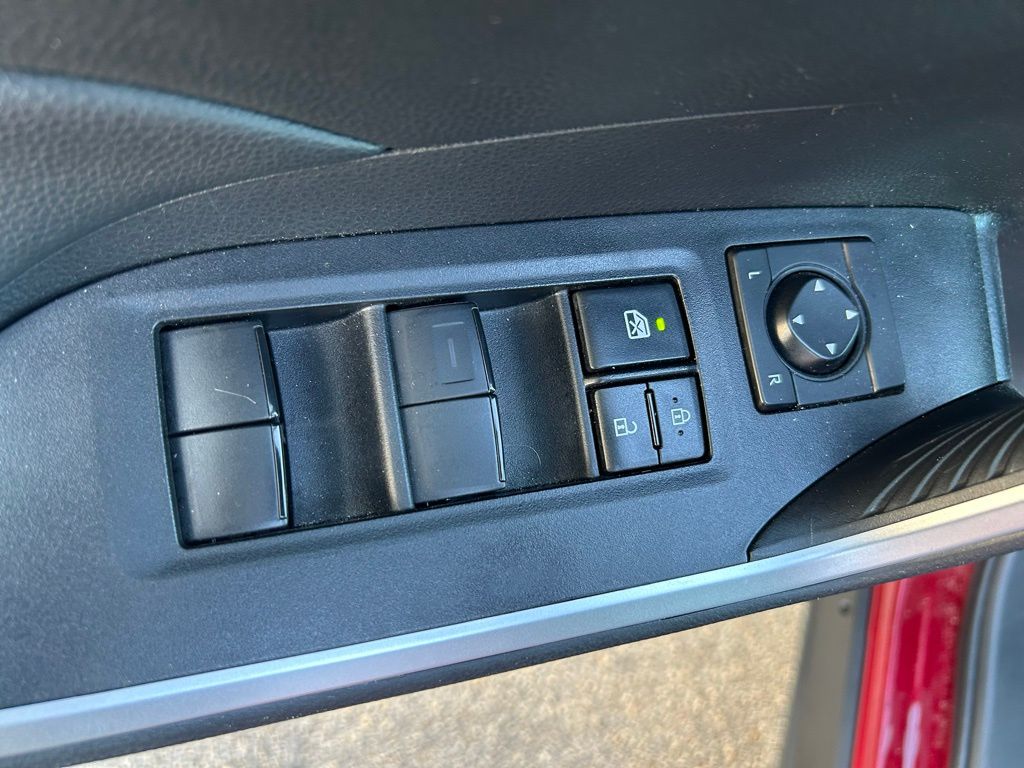 Thumbnail: 2024 Toyota RAV4 - 16