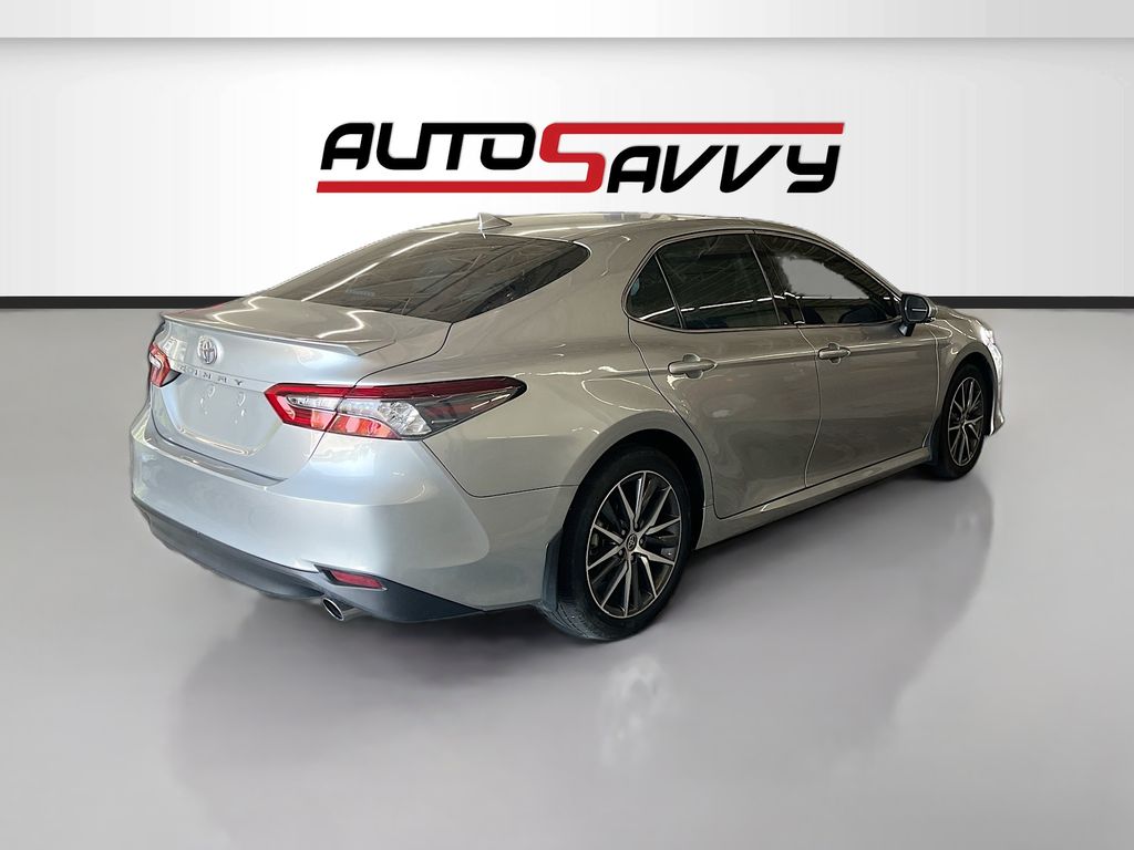 Used 2023 Silver Toyota XLE image 7