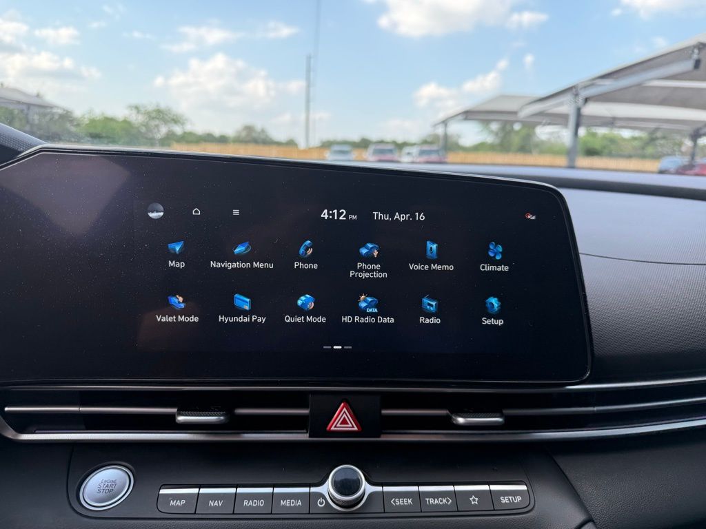 Thumbnail: 2024 Hyundai Elantra - 18