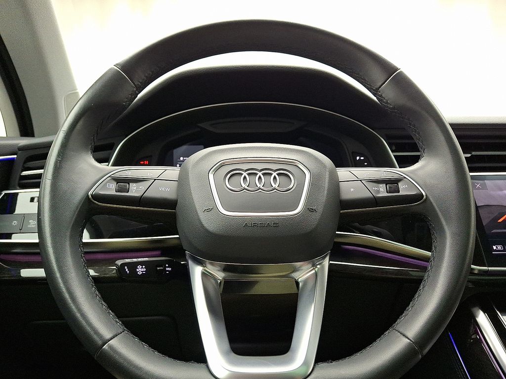 Thumbnail: 2023 Audi Q7 - 21