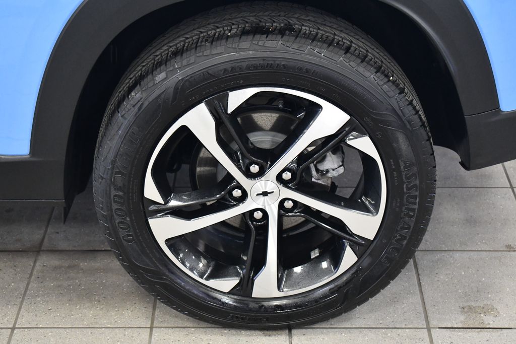 Thumbnail: 2024 Chevrolet Trax - 13