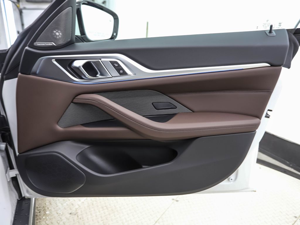 Thumbnail: 2026 BMW i4 - 29