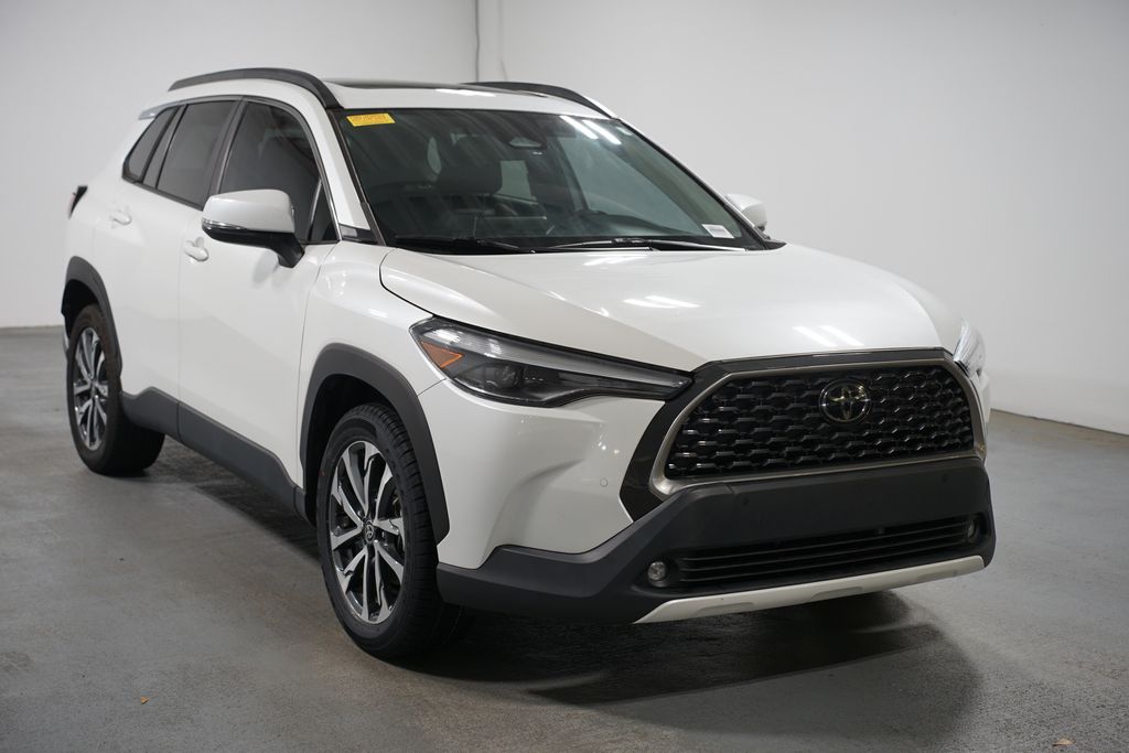 Thumbnail: 2023 Toyota Corolla Cross - 3
