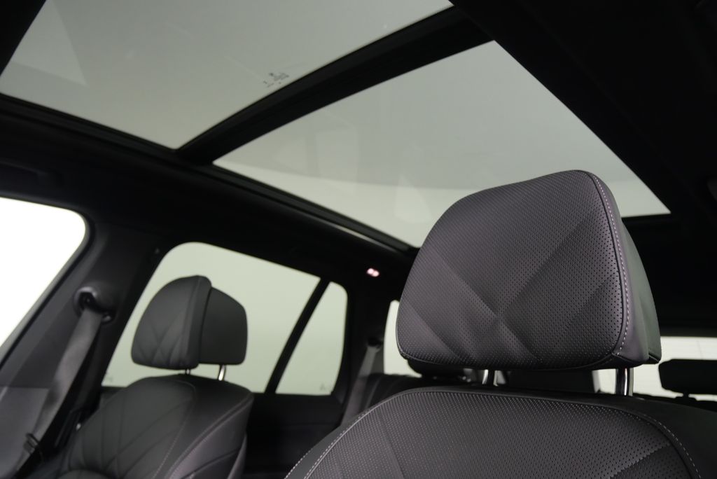 2025 BMW X5 sDrive40i 11