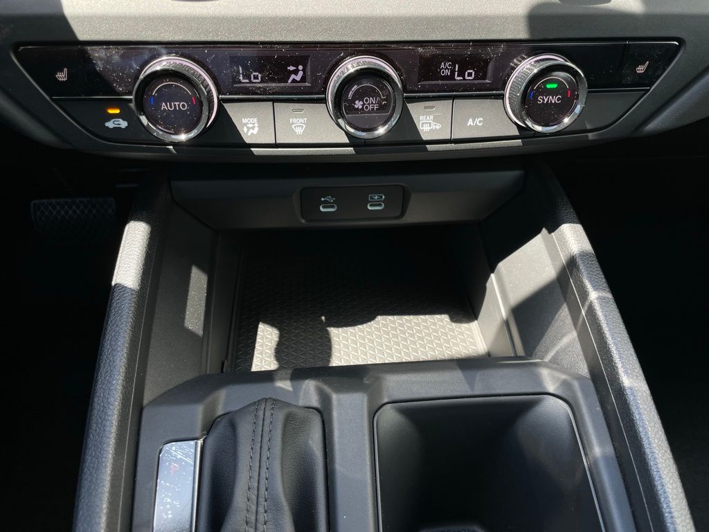 2025 Honda Accord SE 18