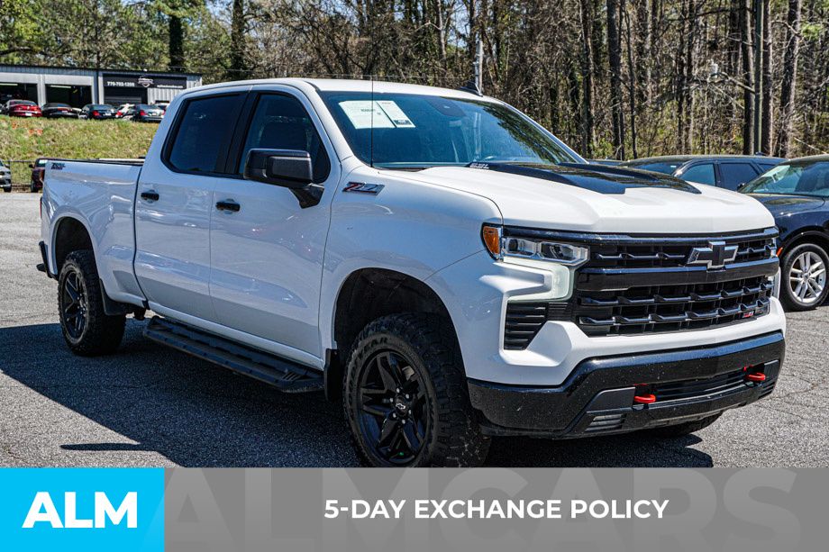 2022 Chevrolet Silverado 1500 LT Trail Boss photo 3