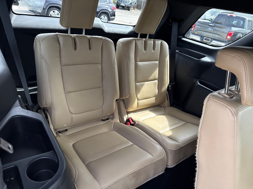 Used 2017 Blue Ford XLT image 29