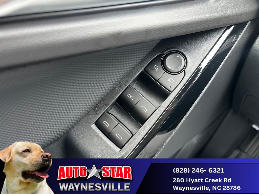 new 2026 Chevrolet Equinox car, priced at $31,820