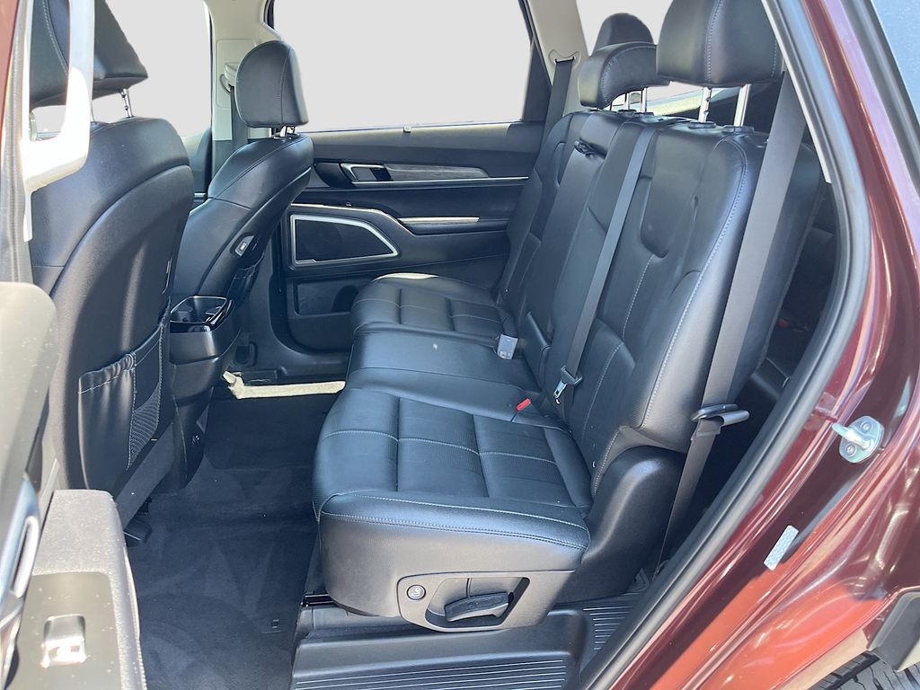 Used 2022 Purple Kia EX image 25