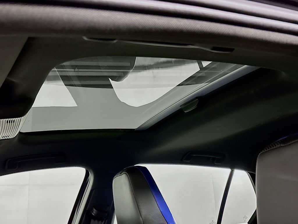 2024 Volkswagen Golf R 2.0T