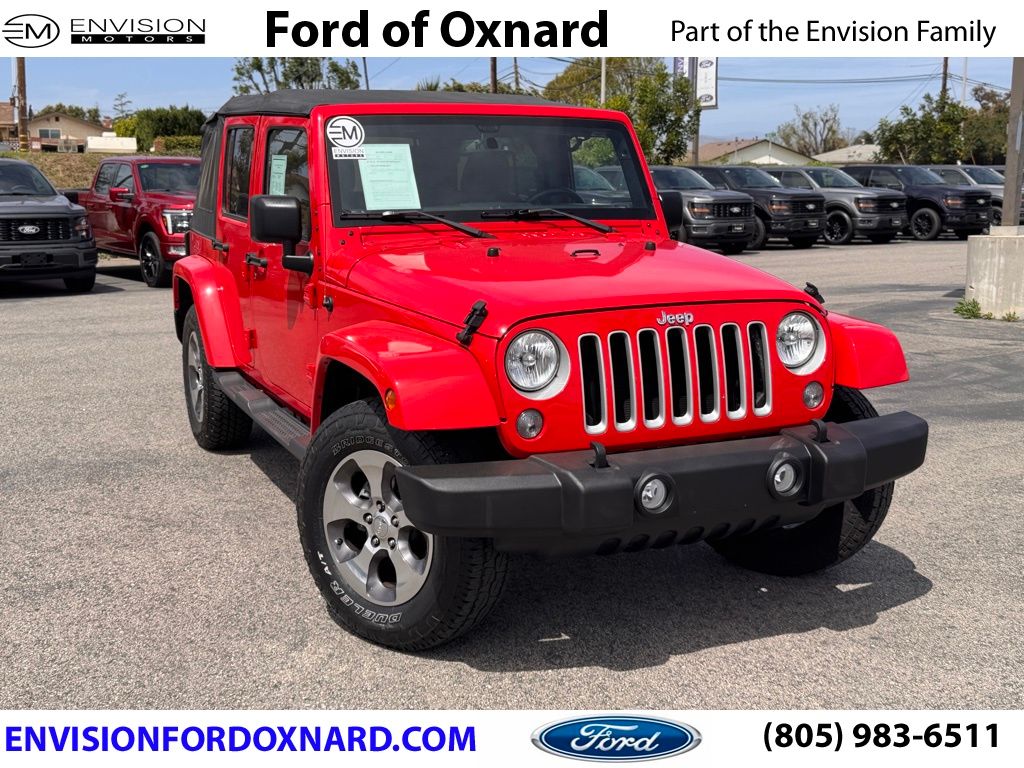 Firecracker Red Clearcoat 2016 Jeep Wrangler Unlimited Sahara 4WD SUV / Crossover Four-Wheel Drive 6-Speed Manual