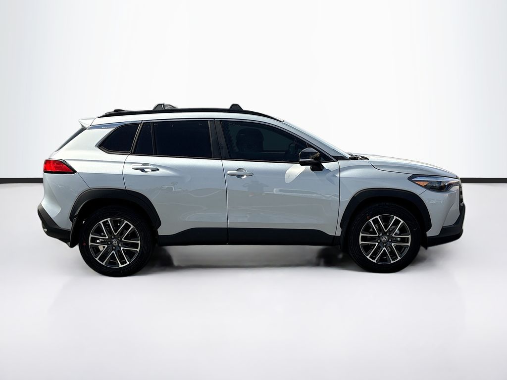 Thumbnail: 2026 Toyota Corolla Cross - 4