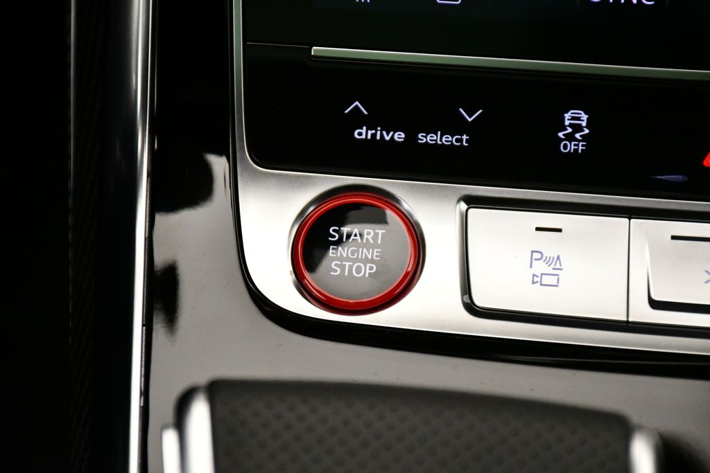 2024 Audi SQ8 Prestige 28