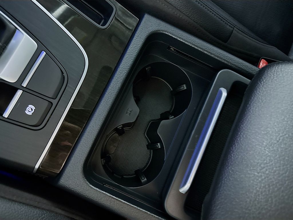 2018 Audi Q5 2.0T Prestige