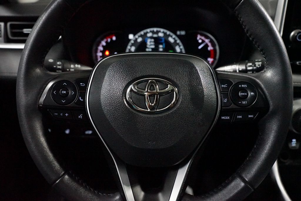 Thumbnail: 2023 Toyota RAV4 - 12