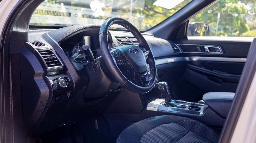 Used 2018 Ford Explorer XLT 4D Sport Utility