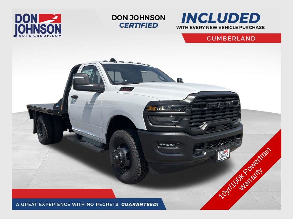 Bright White Clearcoat 2026 RAM 3500 Chassis Pickup Truck Four-Wheel Drive 8-Speed Automatic