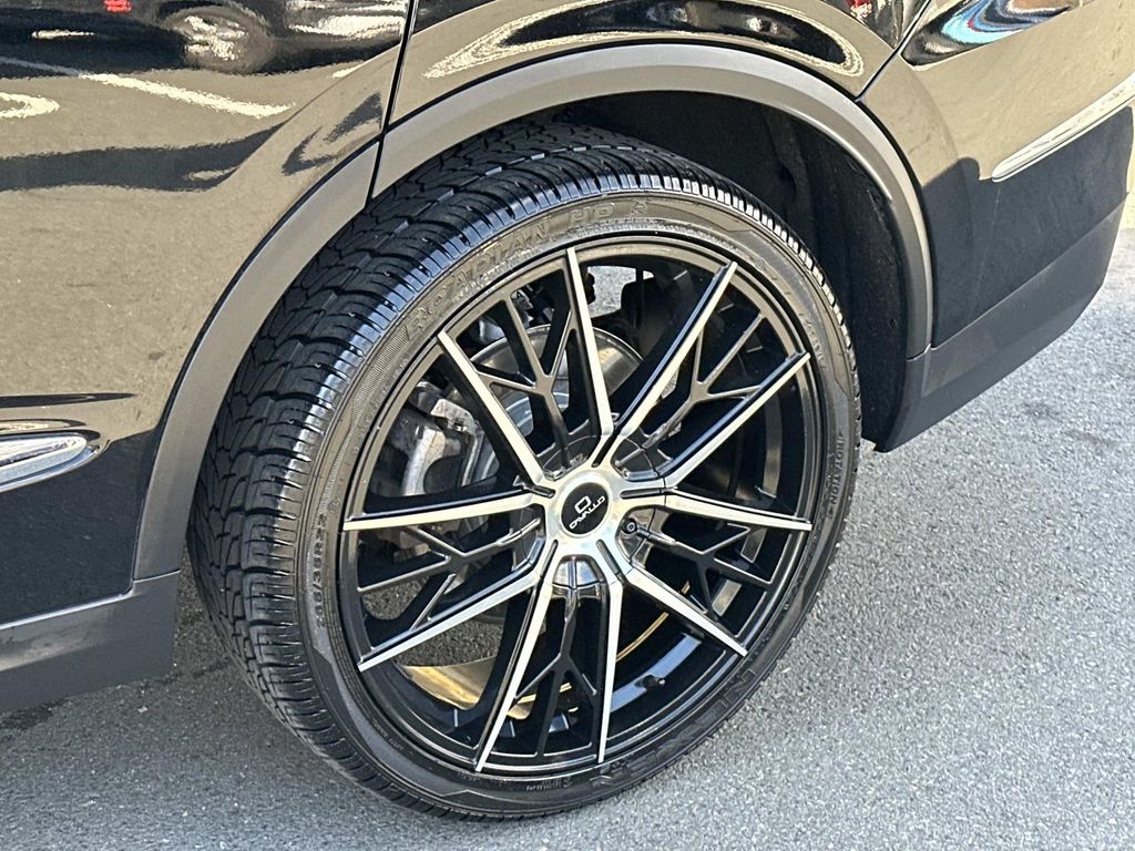 Thumbnail: 2022 Acura MDX - 15