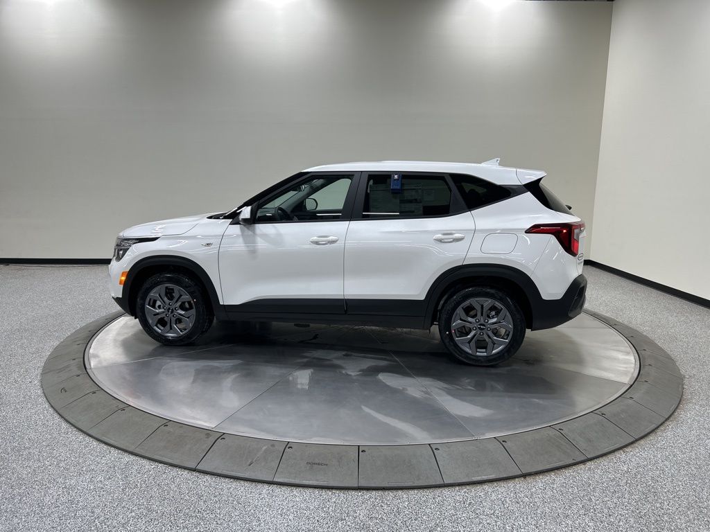 new 2026 Kia Seltos car, priced at $24,630
