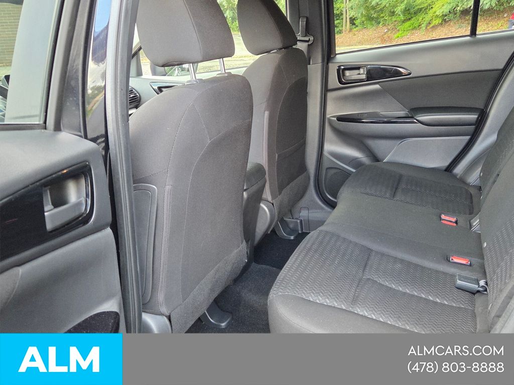 Used 2024 Gray Mitsubishi LE image 15
