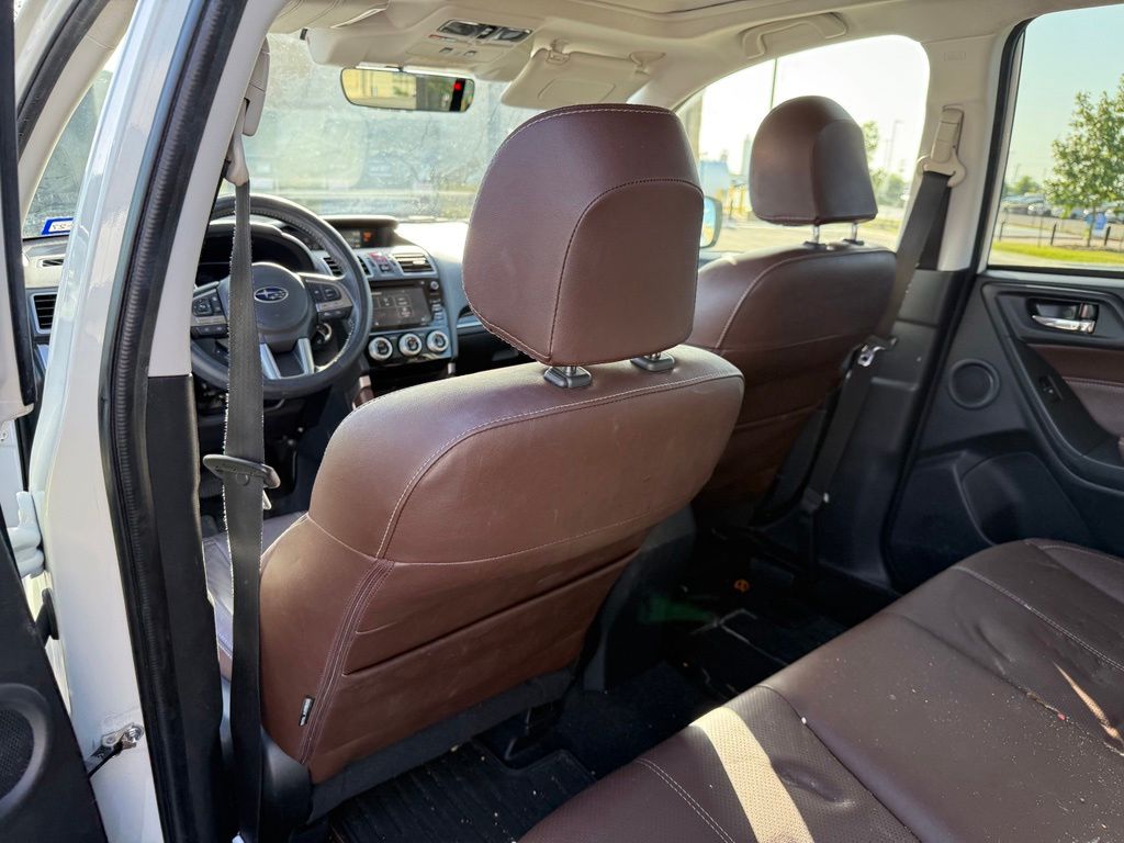 Thumbnail: 2018 Subaru Forester - 9