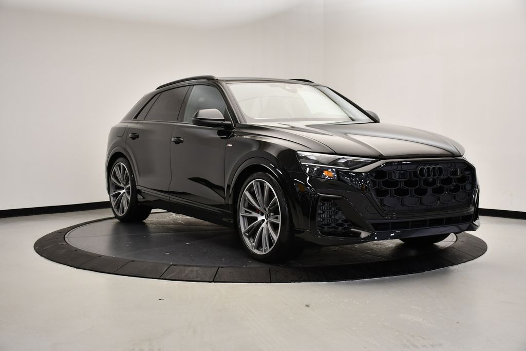 Thumbnail: 2026 Audi Q8 - 7