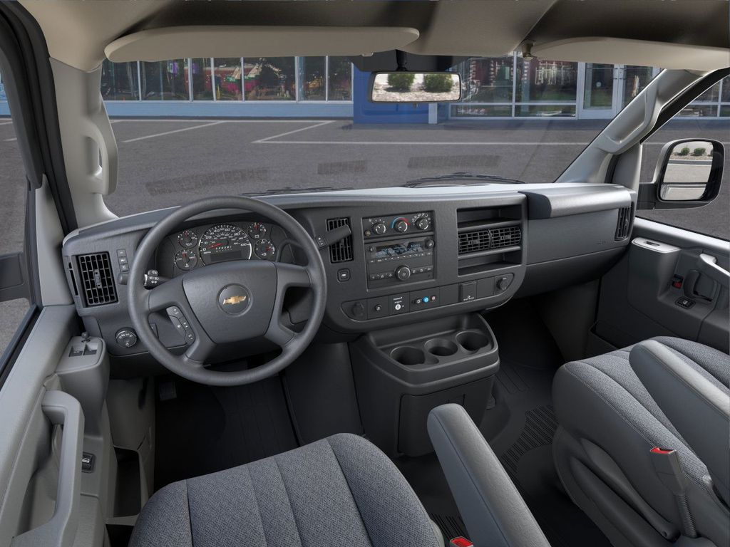 Express Cargo 2500 Regular Wheelbase