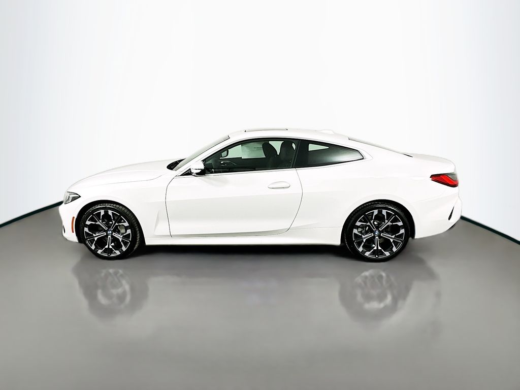 Thumbnail: 2025 BMW 4 Series - 8