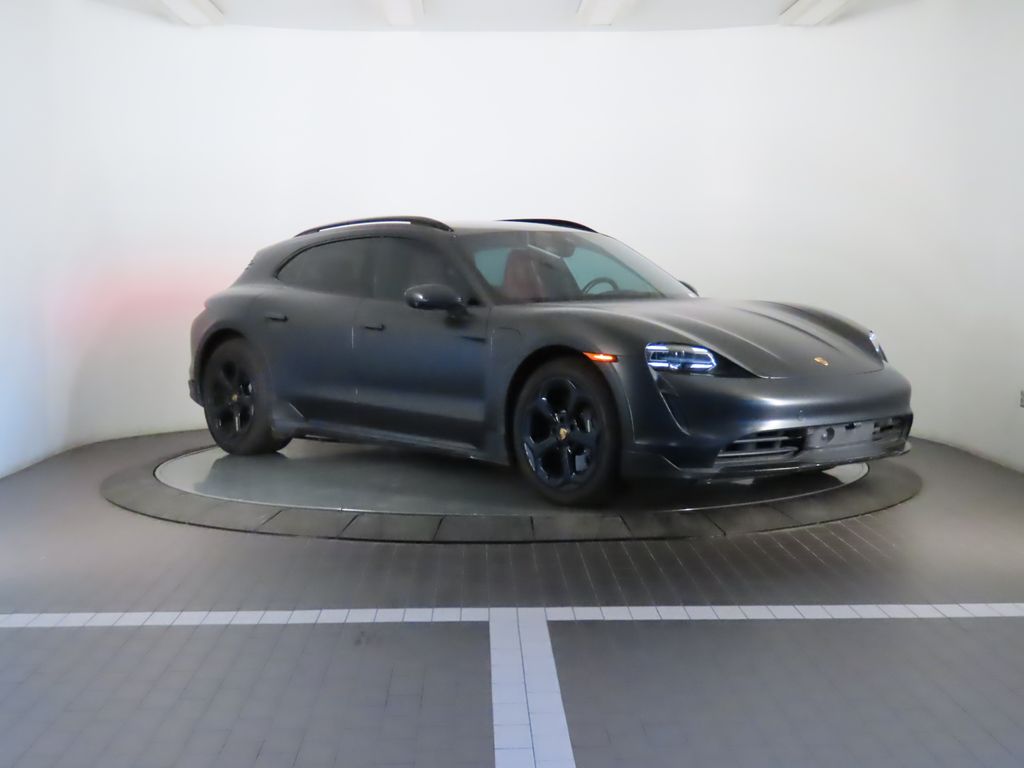 Thumbnail: 2022 Porsche Taycan - 9