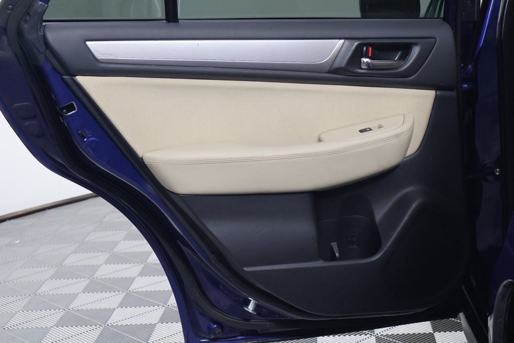 Thumbnail: 2015 Subaru Outback - 13