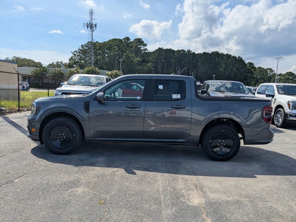 2025 Ford Maverick Lobo Standard