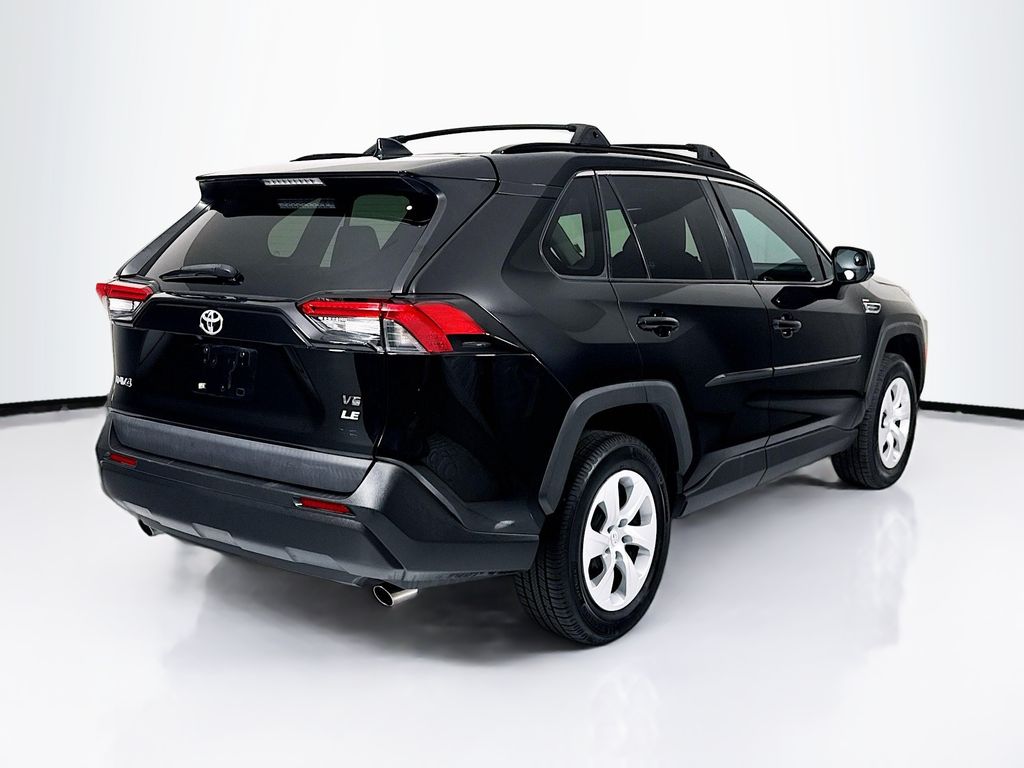 Thumbnail: 2021 Toyota RAV4 - 5