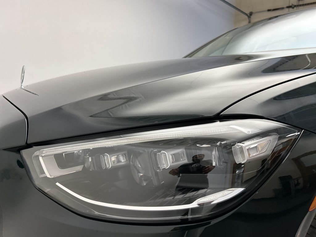 Thumbnail: 2025 Mercedes-Benz S-Class - 9