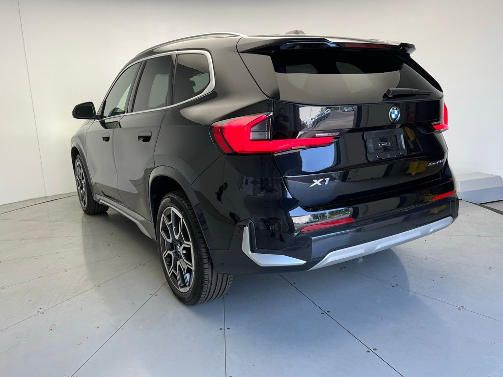 2025 BMW X1 xDrive28i 4