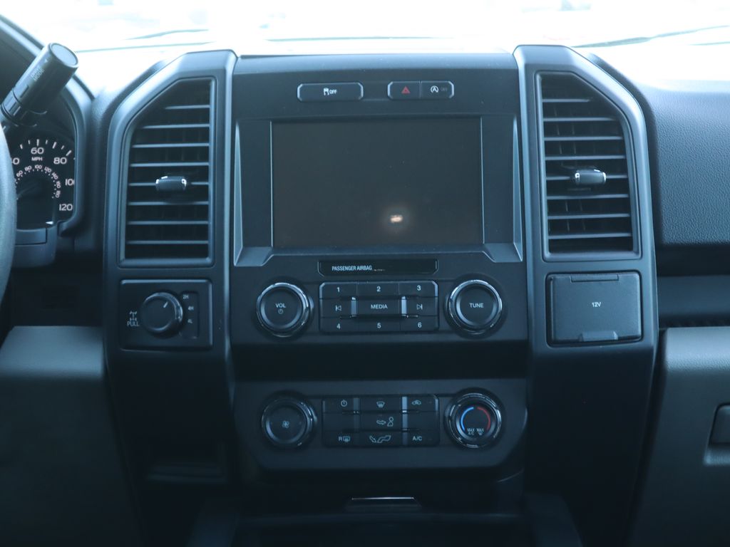 2019 Ford F-150 XL 8