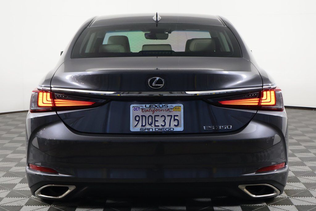 Thumbnail: 2022 Lexus ES - 5
