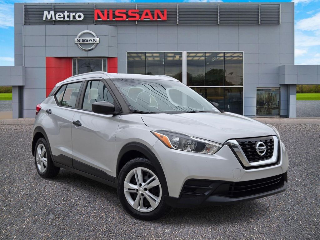 2019 Nissan Kicks S