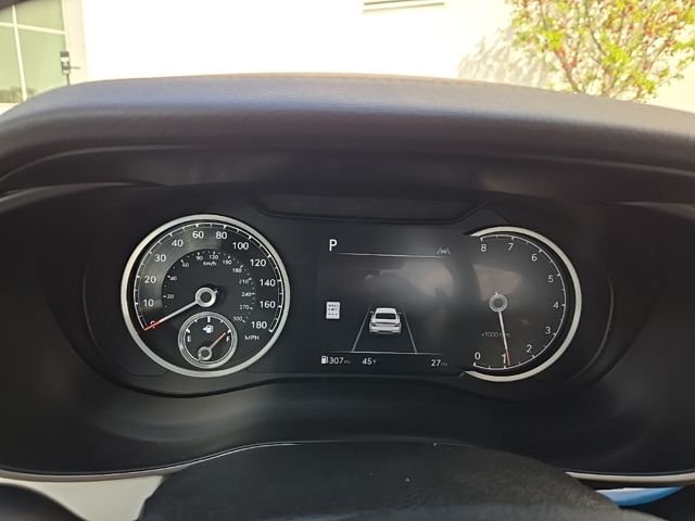 2025 Genesis G70  30