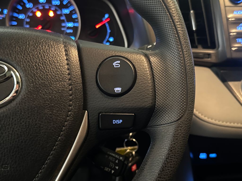 Used 2013 Black Toyota XLE image 22