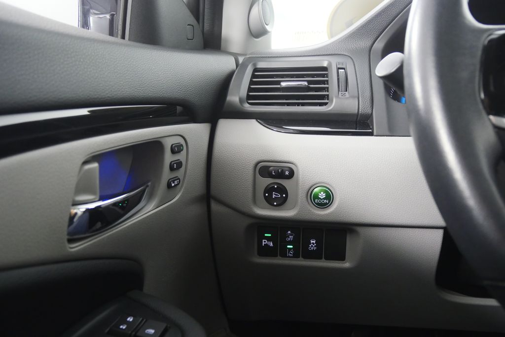 Thumbnail: 2022 Honda Pilot - 21