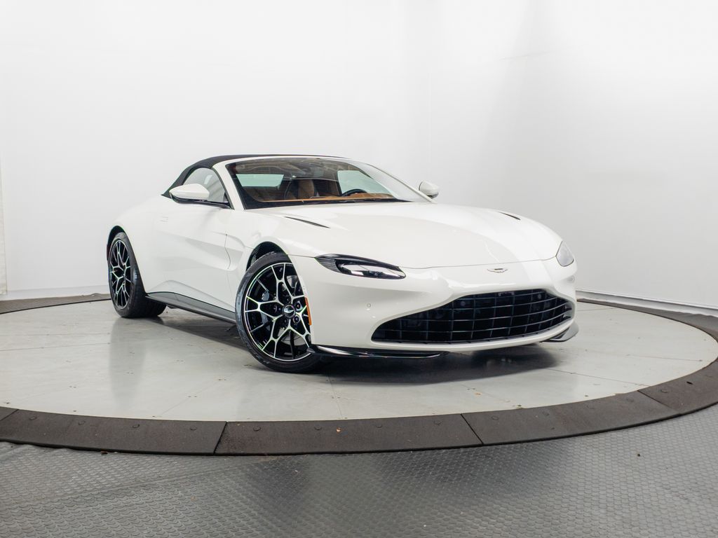 Morning Frost White 2021 Aston Martin Vantage Convertible RWD Convertible Rear-Wheel Drive 8-Speed Automatic