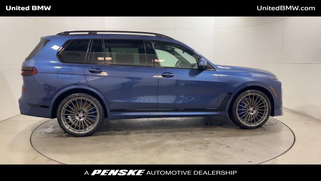 Thumbnail: 2025 BMW X7 - 9