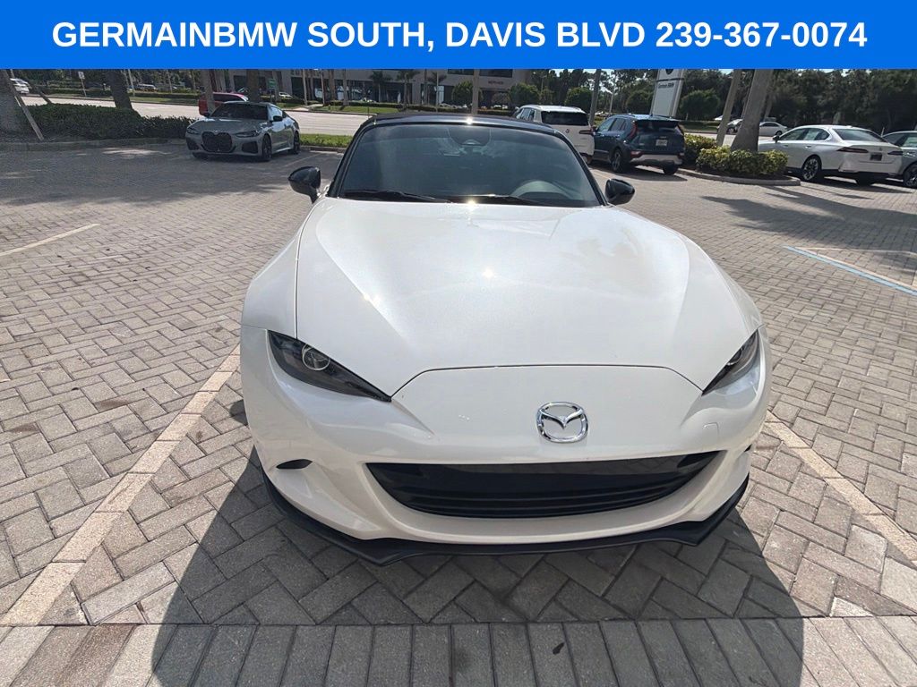 Used 2026 White Mazda Club image 19