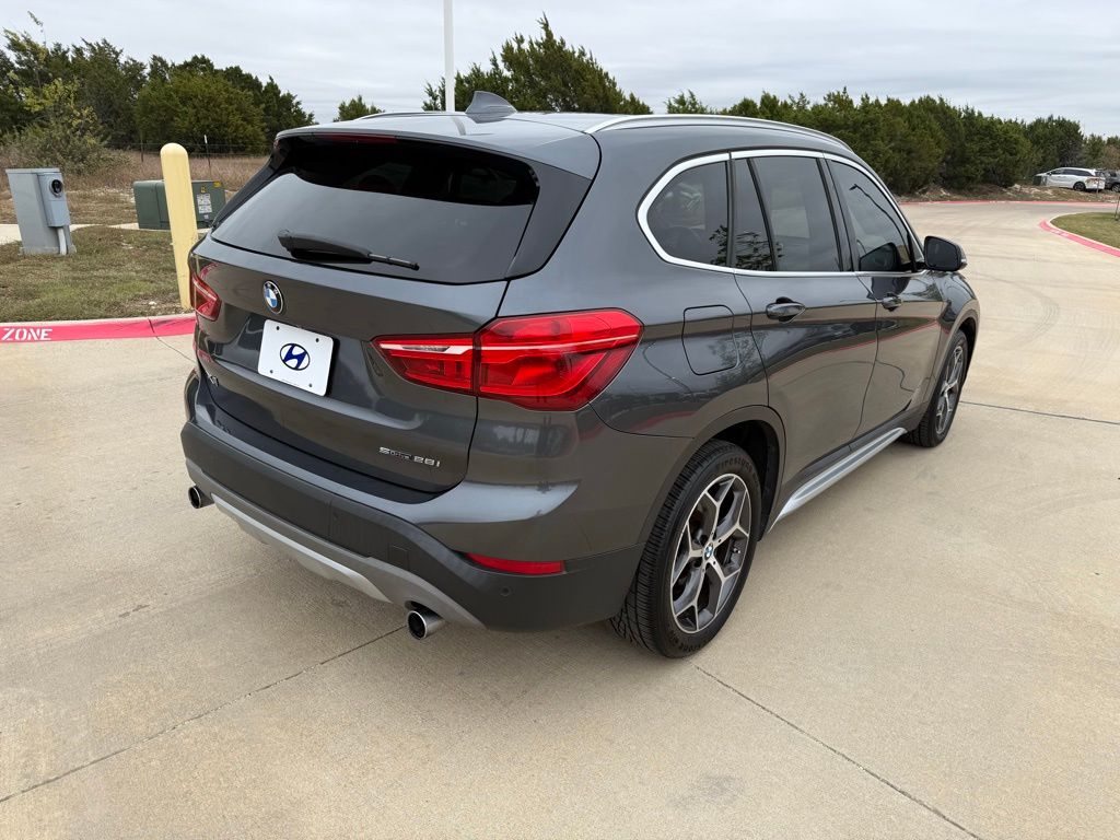 Thumbnail: 2019 BMW X1 - 5